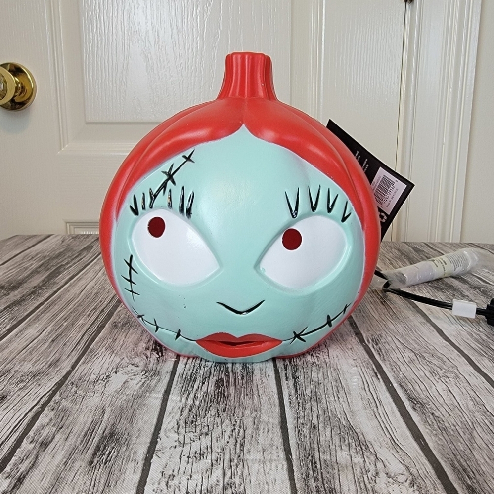 Sally Skellington Jack O Lantern Disney 8 in